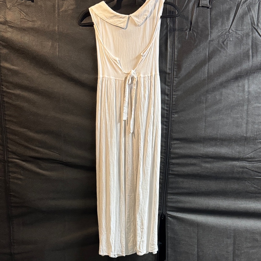 Boho White Maxi Dress with Collar - Picture 5 of 7
